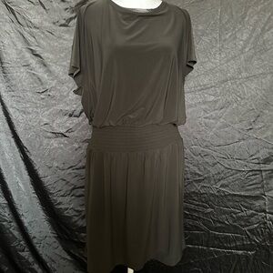 White House Black Market SS Smocked Waist MJ dress with pockets